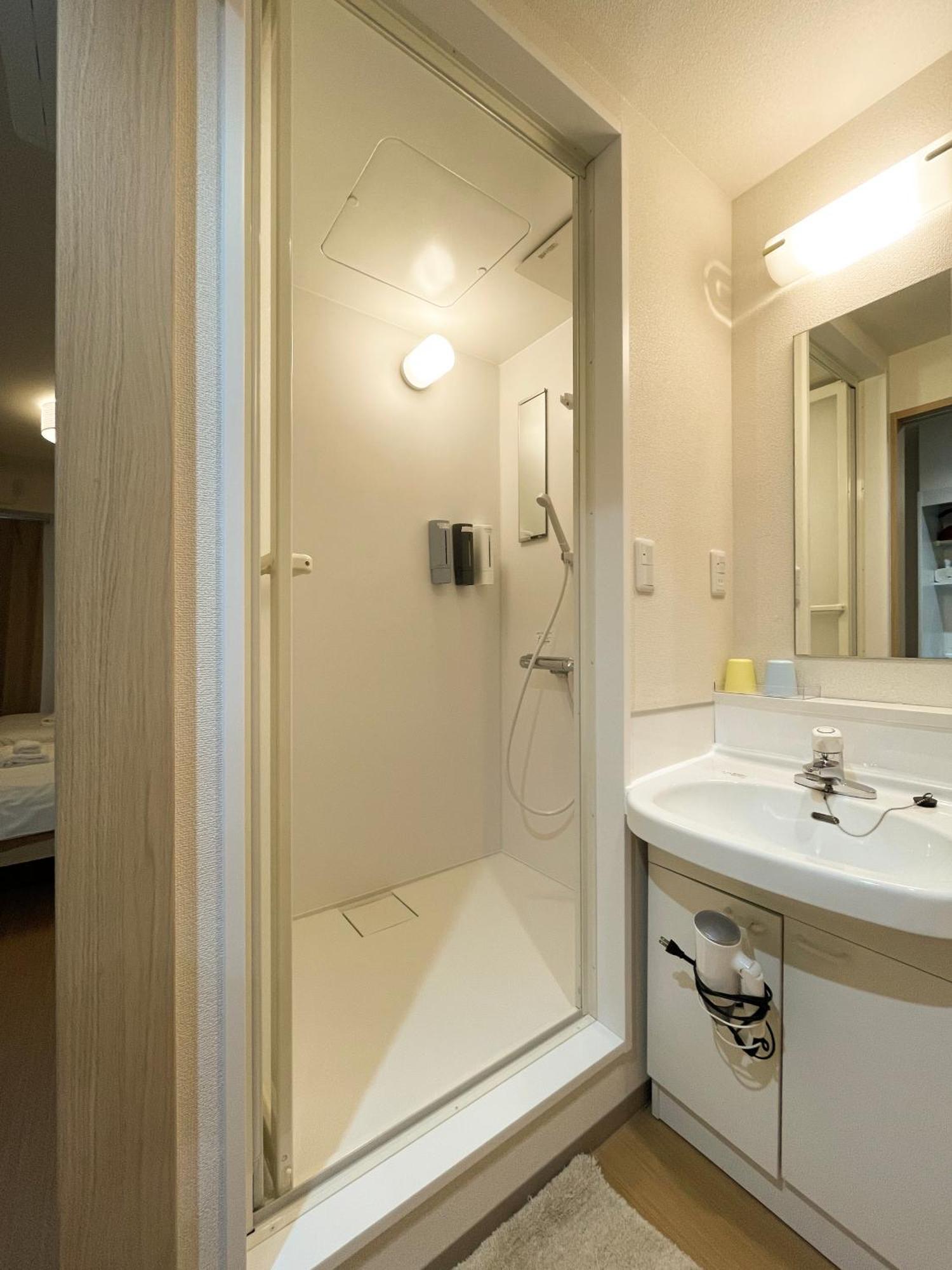 Connect Inn Осака Экстерьер фото